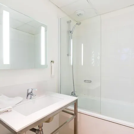 Hotel Matabi Gare By Happyculture 3*